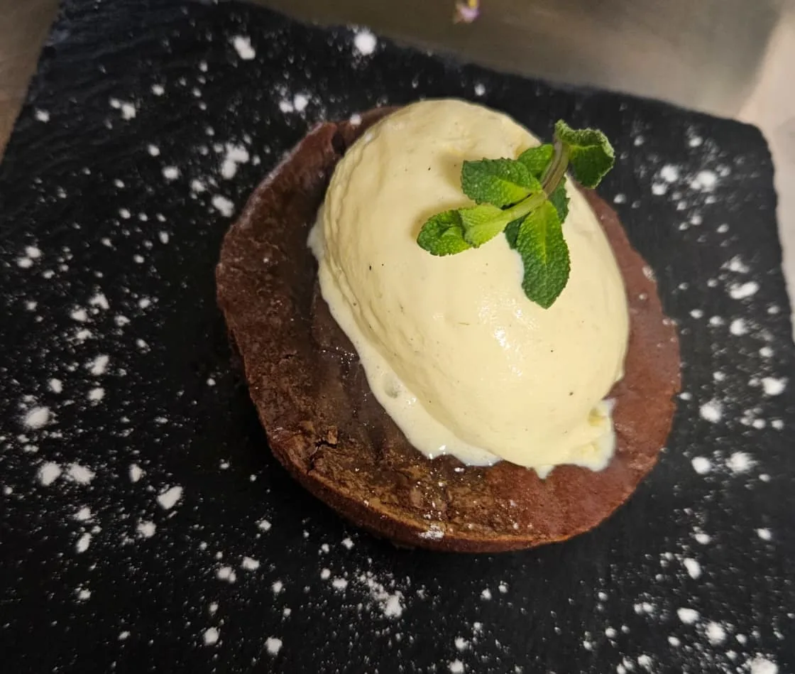 Brownie cu inghetata