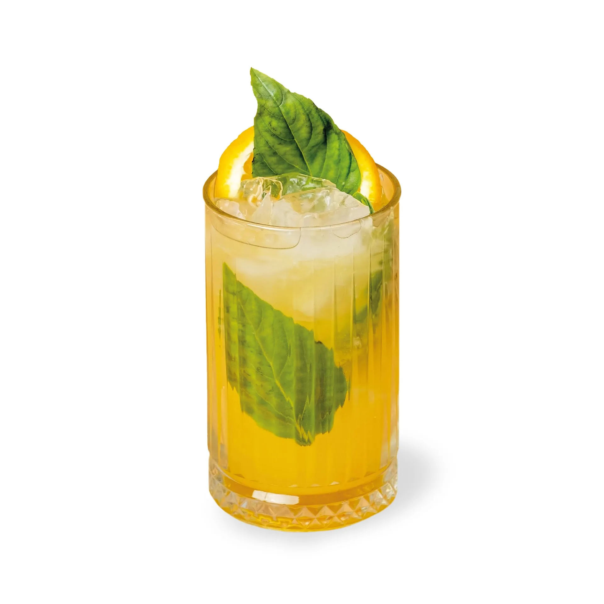 Limonadă cu mango și busuioc